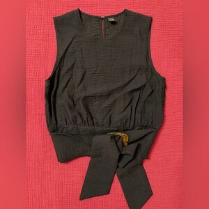 Side Tie Sleeveless Top